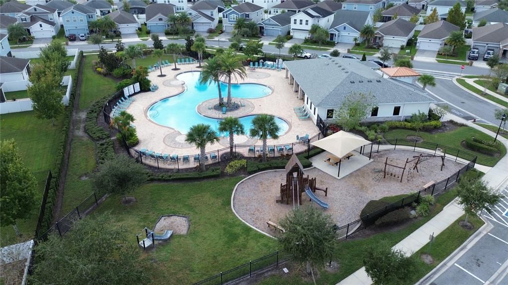 For Rent: $3,400 (4 beds, 2 baths, 2655 Square Feet)