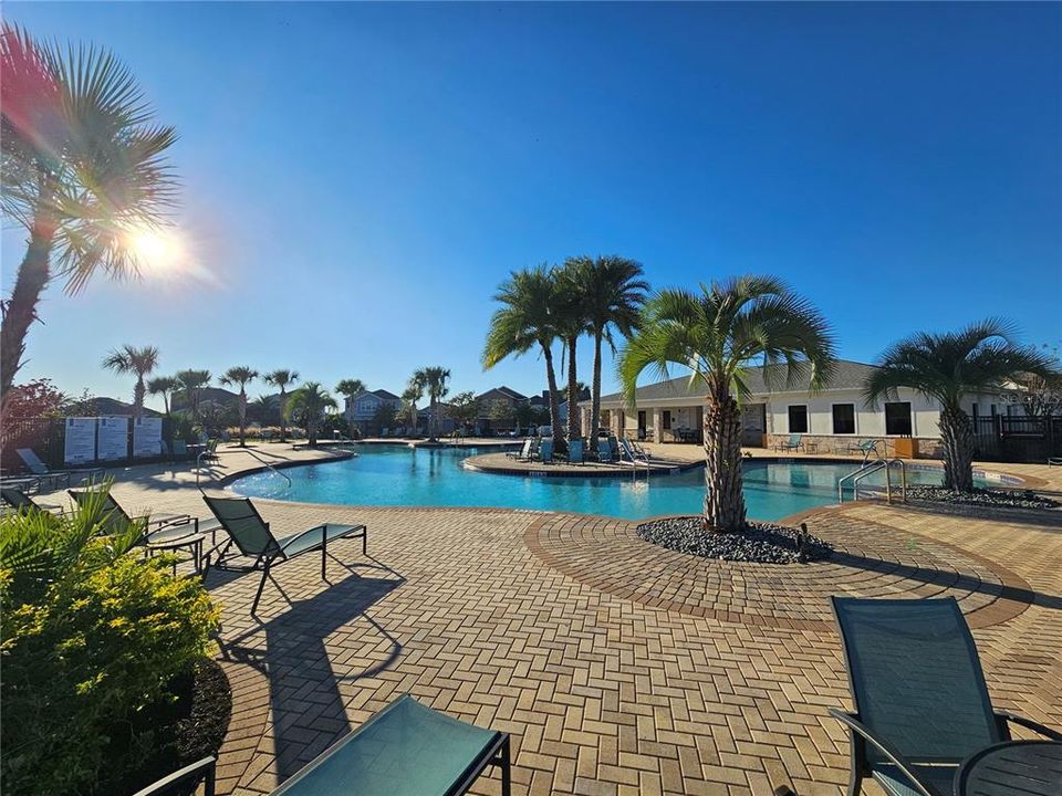 For Rent: $3,400 (4 beds, 2 baths, 2655 Square Feet)