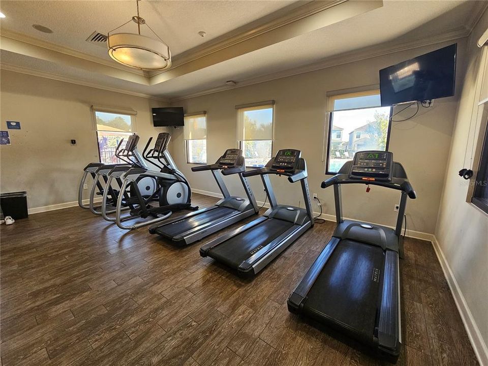 For Rent: $3,400 (4 beds, 2 baths, 2655 Square Feet)