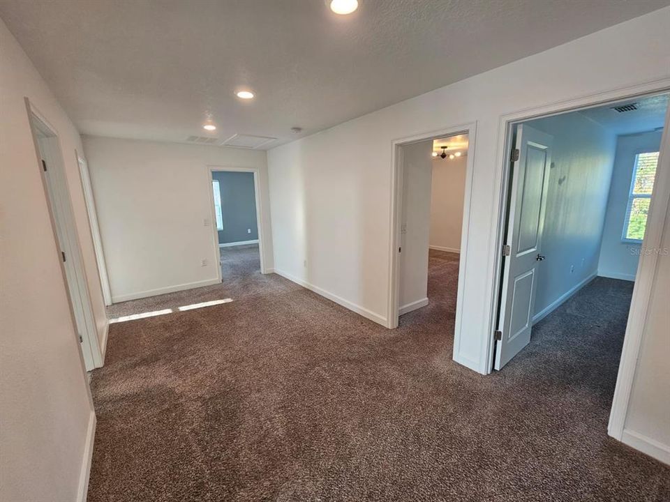 For Rent: $3,400 (4 beds, 2 baths, 2655 Square Feet)