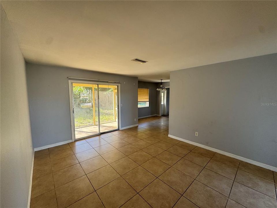 В аренду: $1,775 (3 спален, 2 ванн, 1162 Квадратных фут)