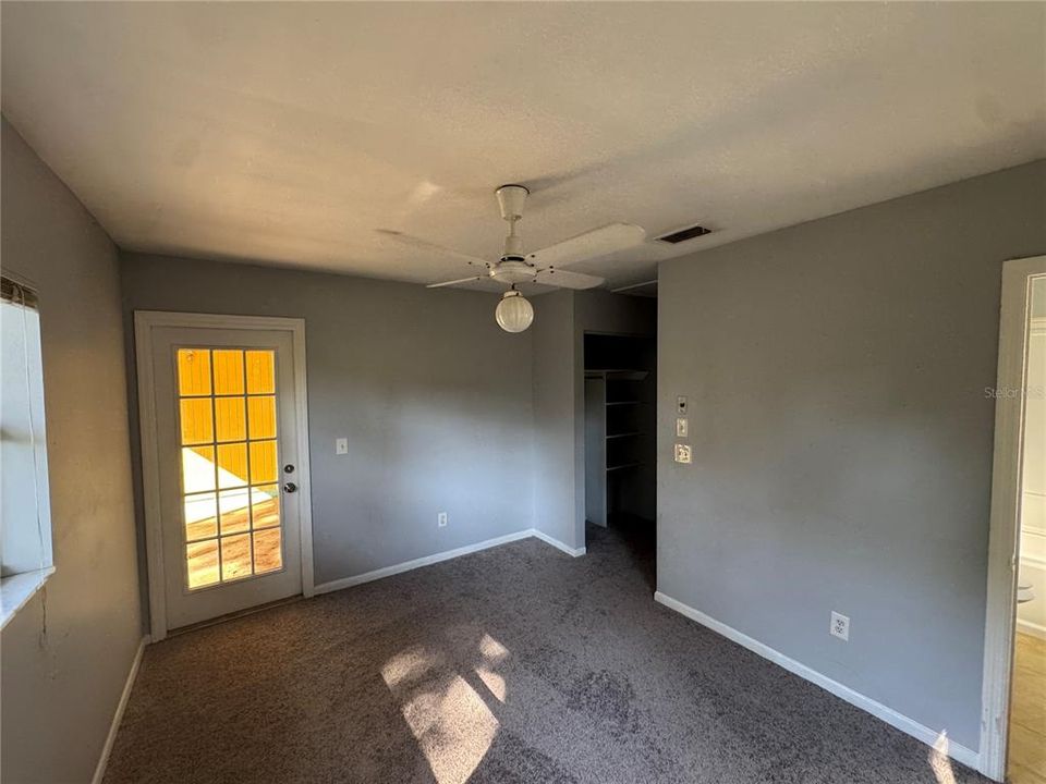 В аренду: $1,775 (3 спален, 2 ванн, 1162 Квадратных фут)