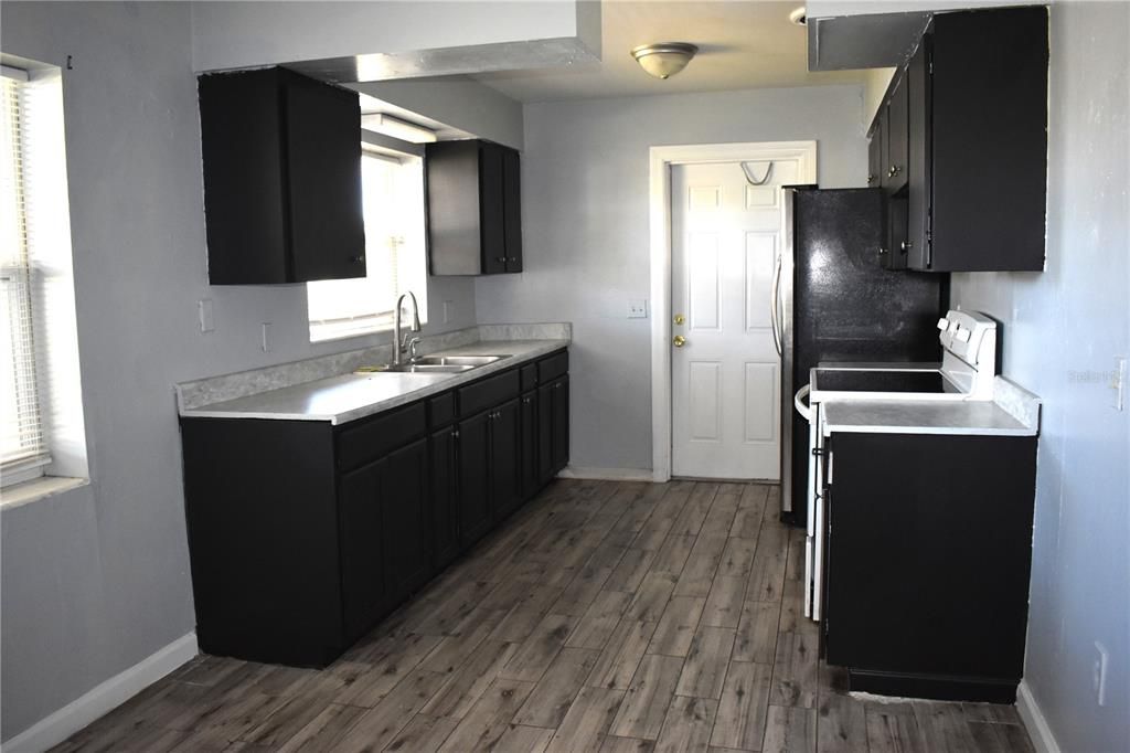 En Renta: $1,895 (3 camas, 2 baños, 1496 Pies cuadrados)