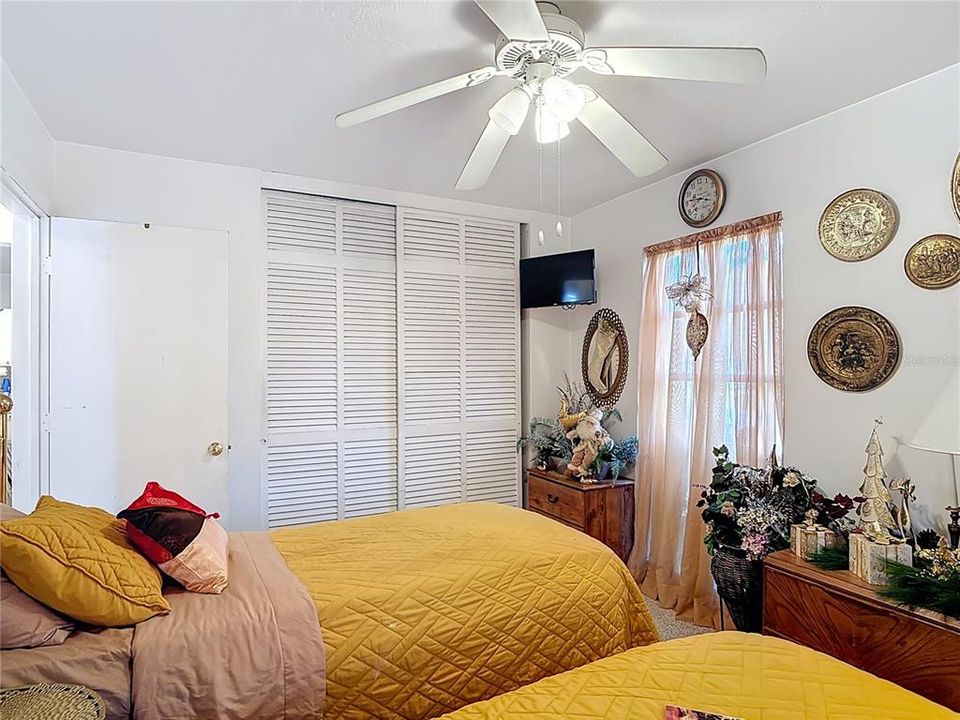 En Venta: $205,000 (2 camas, 1 baños, 1076 Pies cuadrados)