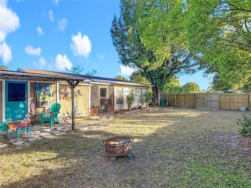 En Venta: $205,000 (2 camas, 1 baños, 1076 Pies cuadrados)