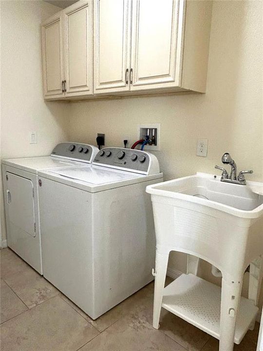 В аренду: $2,100 (3 спален, 2 ванн, 1426 Квадратных фут)