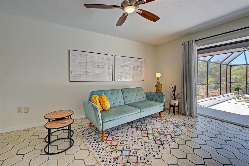 На продажу: $764,900 (3 спален, 3 ванн, 1884 Квадратных фут)