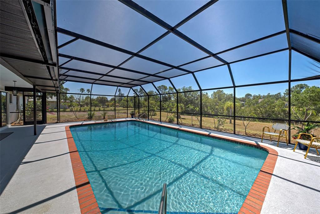 На продажу: $764,900 (3 спален, 3 ванн, 1884 Квадратных фут)