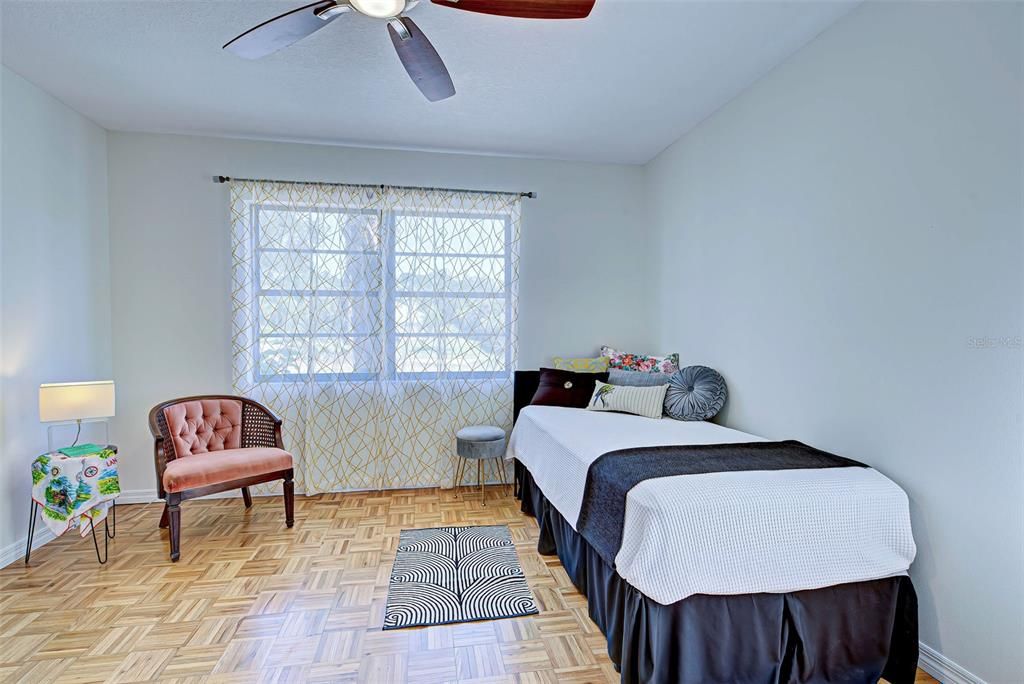 На продажу: $764,900 (3 спален, 3 ванн, 1884 Квадратных фут)