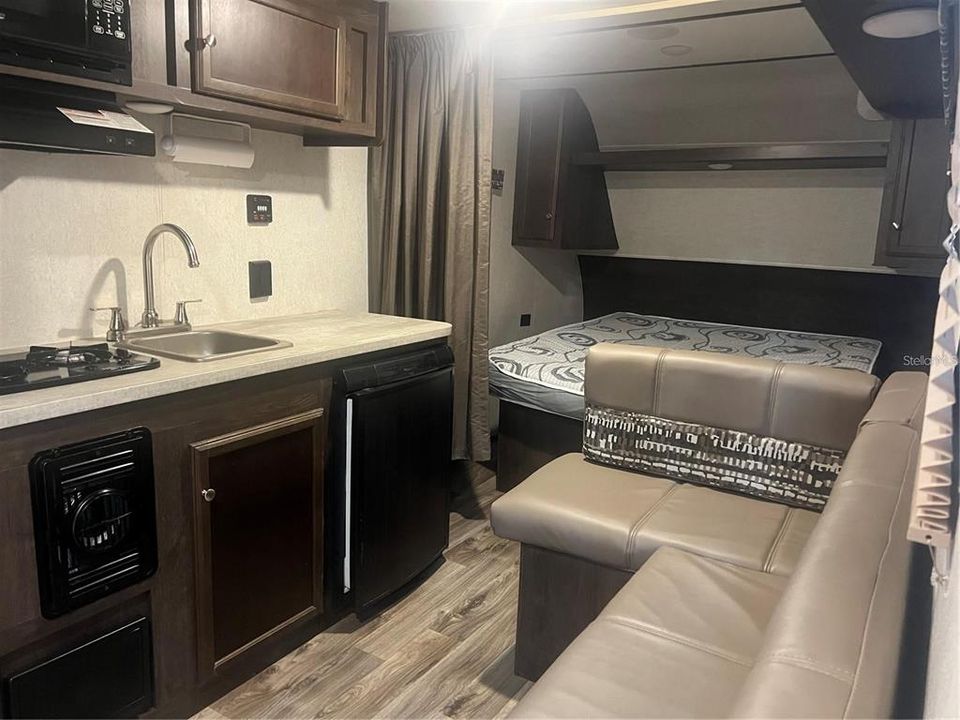 En Renta: $850 (1 camas, 1 baños, 200 Pies cuadrados)