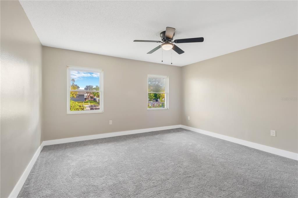 For Sale: $449,000 (2 beds, 2 baths, 1613 Square Feet)