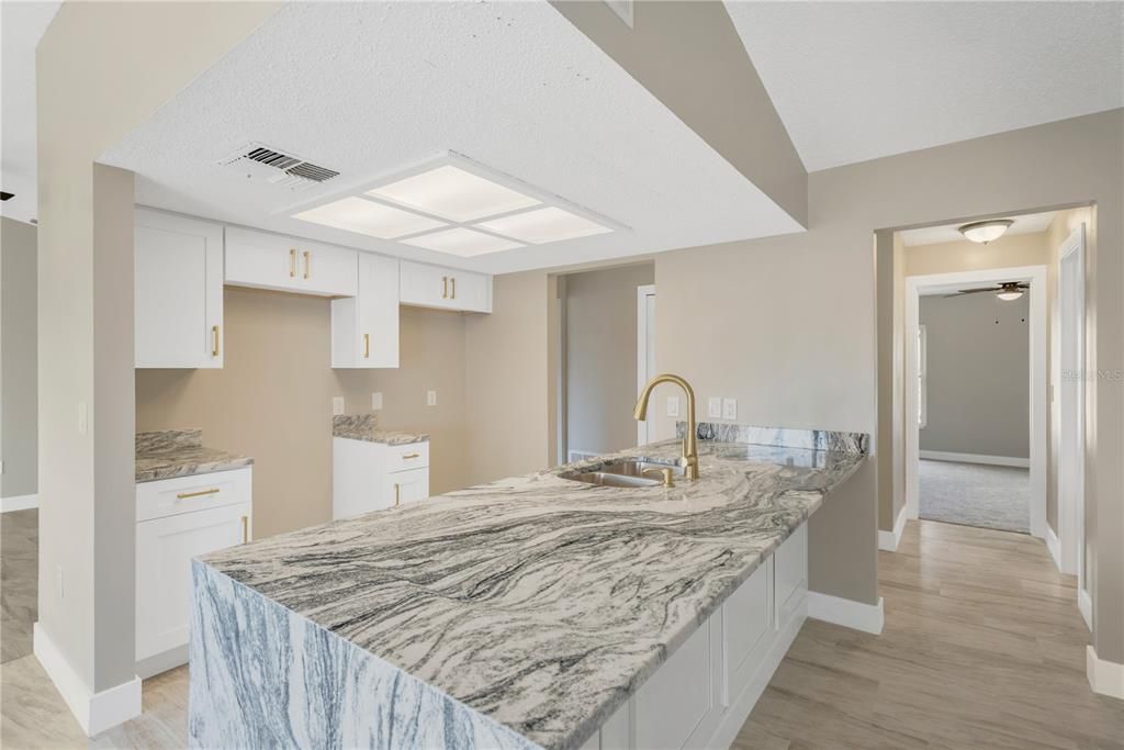 For Sale: $449,000 (2 beds, 2 baths, 1613 Square Feet)