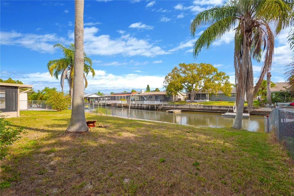 For Sale: $449,000 (2 beds, 2 baths, 1613 Square Feet)