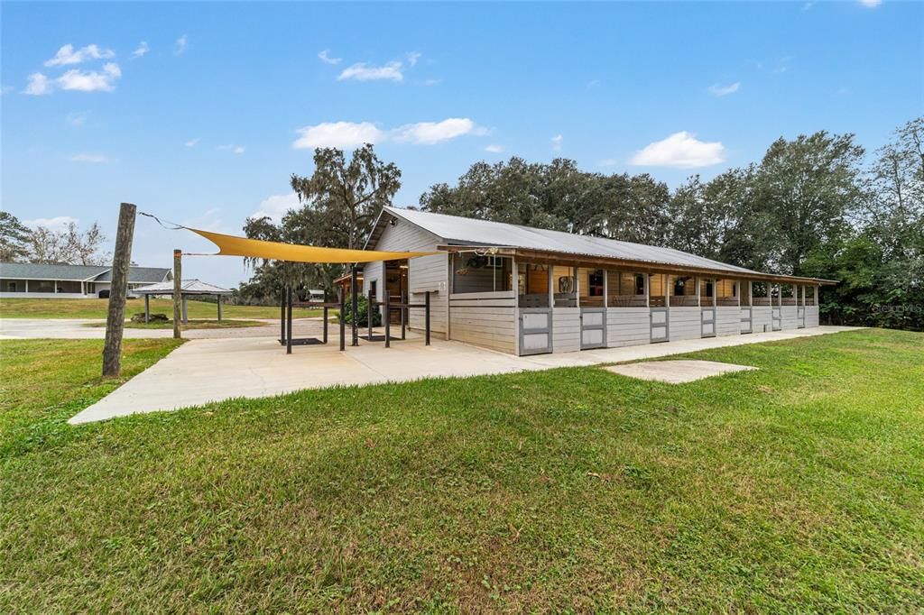 На продажу: $1,125,000 (3 спален, 2 ванн, 2636 Квадратных фут)