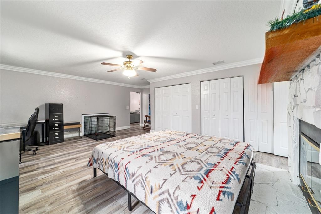 На продажу: $1,125,000 (3 спален, 2 ванн, 2636 Квадратных фут)