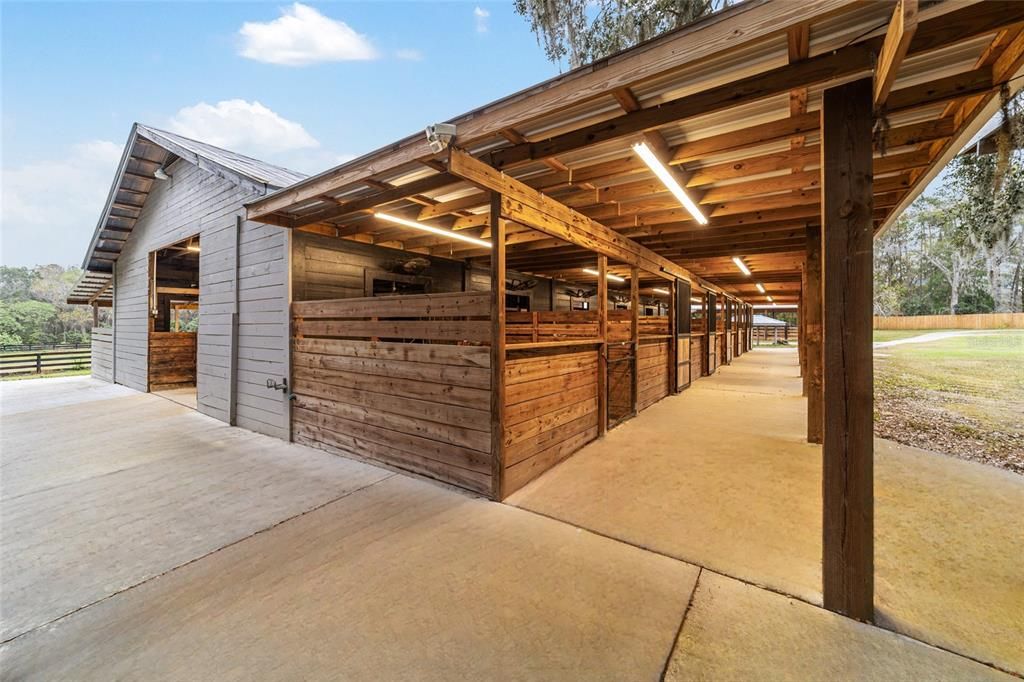 На продажу: $1,125,000 (3 спален, 2 ванн, 2636 Квадратных фут)