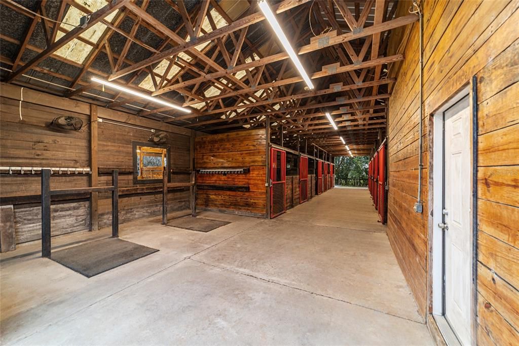 На продажу: $1,125,000 (3 спален, 2 ванн, 2636 Квадратных фут)