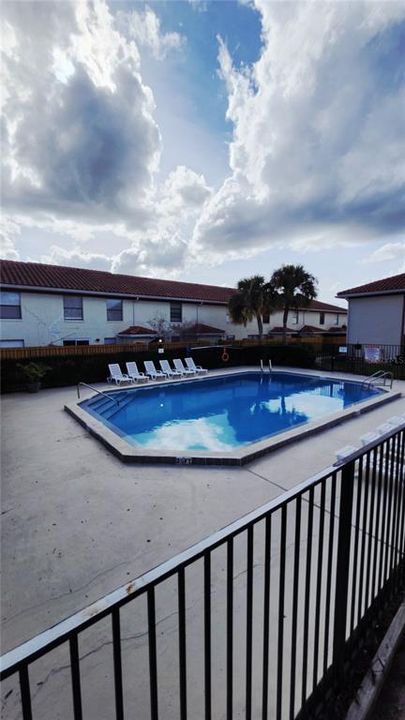 En Venta: $200,000 (3 camas, 2 baños, 1306 Pies cuadrados)