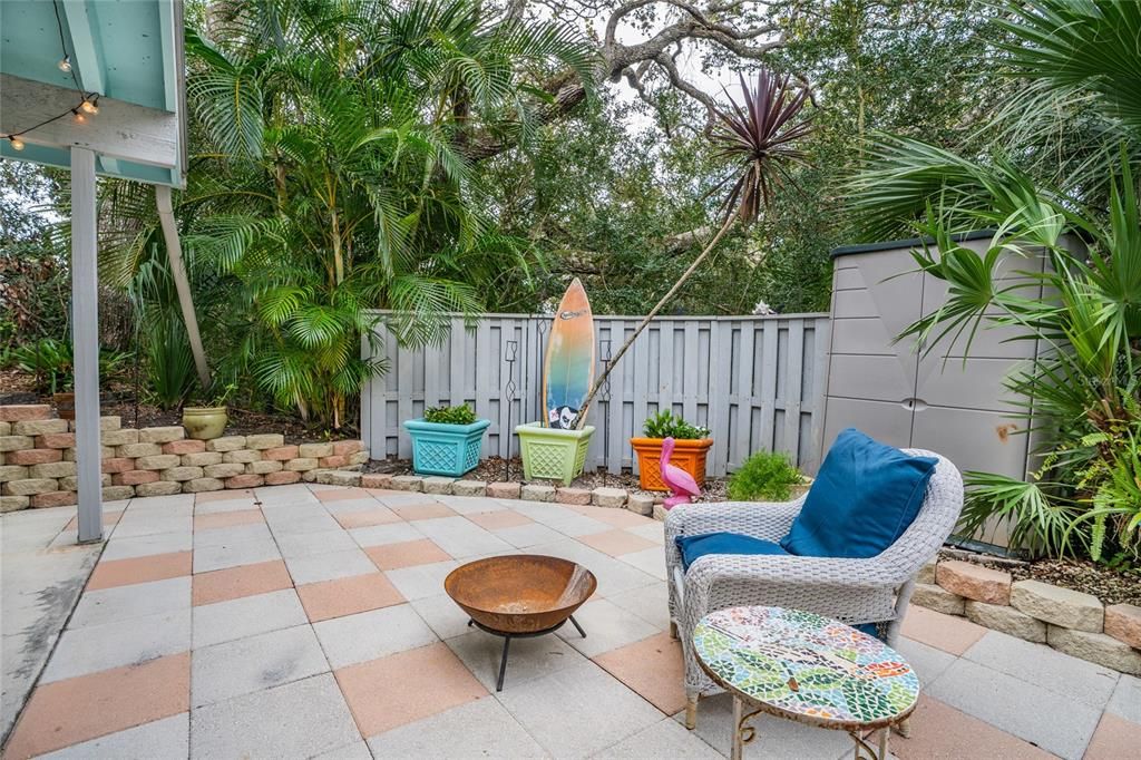 For Sale: $525,000 (2 beds, 2 baths, 1176 Square Feet)