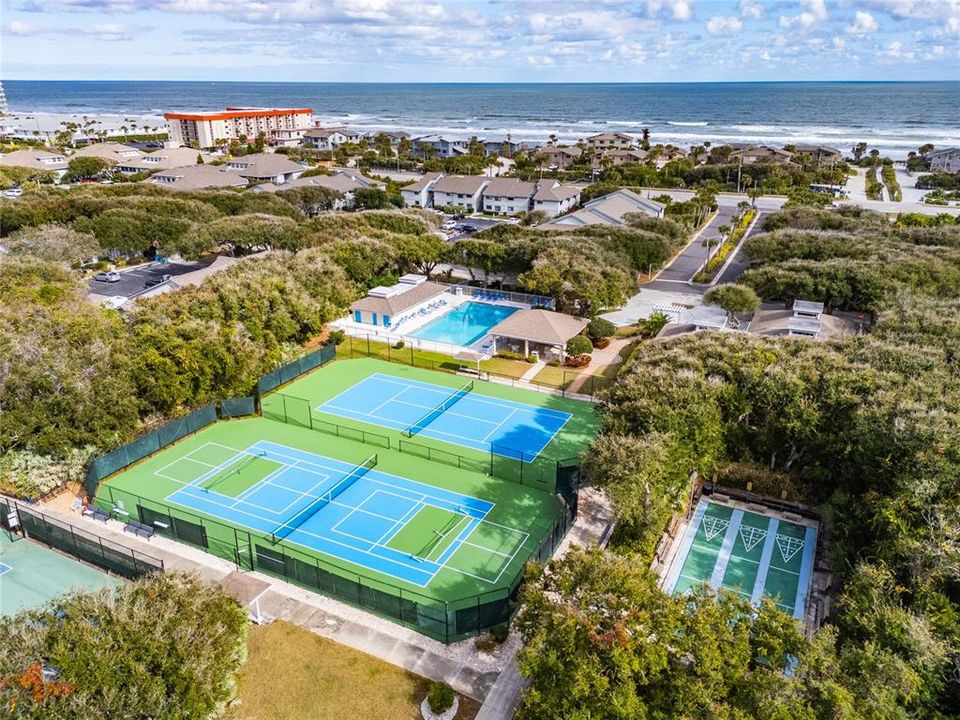 For Sale: $525,000 (2 beds, 2 baths, 1176 Square Feet)