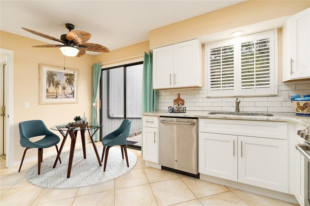 For Sale: $525,000 (2 beds, 2 baths, 1176 Square Feet)