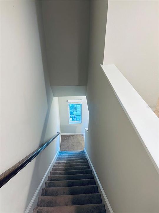 For Sale: $300,000 (3 beds, 2 baths, 1407 Square Feet)