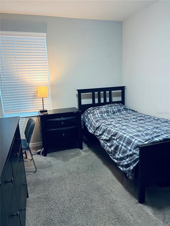 For Sale: $300,000 (3 beds, 2 baths, 1407 Square Feet)