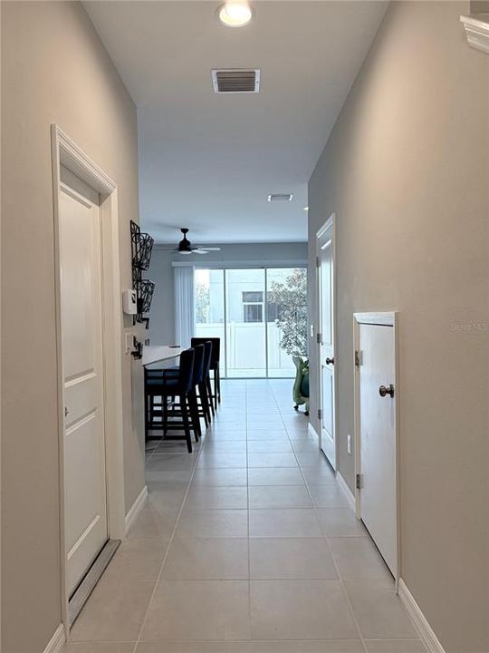 For Sale: $300,000 (3 beds, 2 baths, 1407 Square Feet)