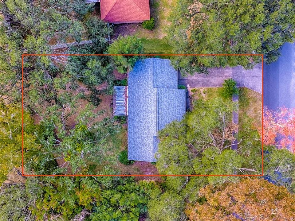 For Sale: $299,900 (2 beds, 2 baths, 1196 Square Feet)