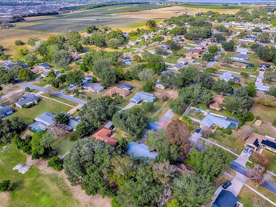 For Sale: $299,900 (2 beds, 2 baths, 1196 Square Feet)