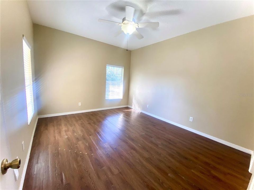 出租: $1,500 (2 贝兹, 2 浴室, 1017 平方英尺)