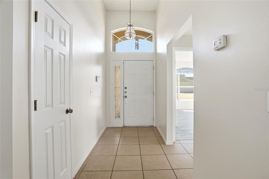 For Sale: $339,900 (3 beds, 2 baths, 1583 Square Feet)