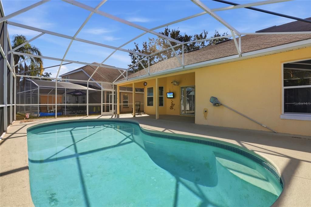 For Sale: $339,900 (3 beds, 2 baths, 1583 Square Feet)