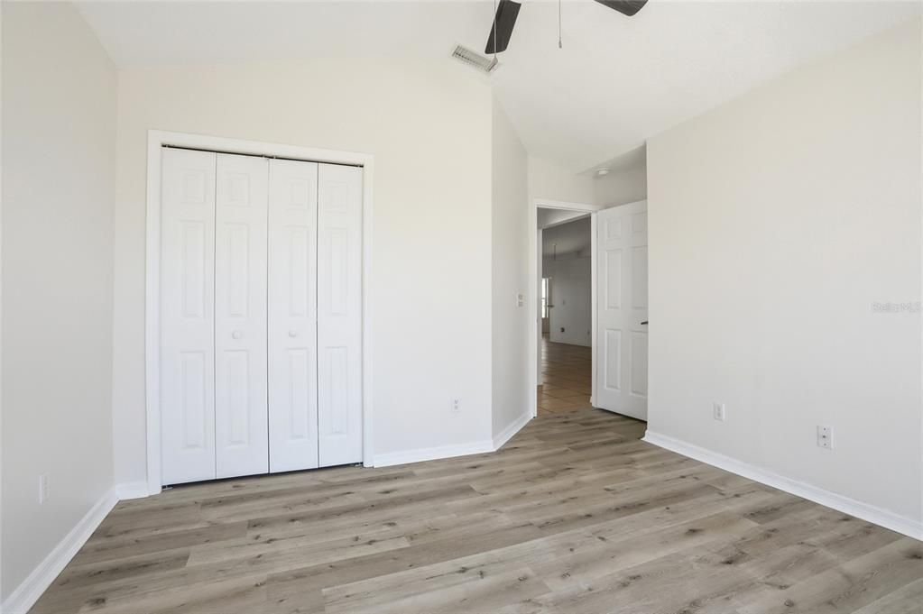 For Sale: $339,900 (3 beds, 2 baths, 1583 Square Feet)