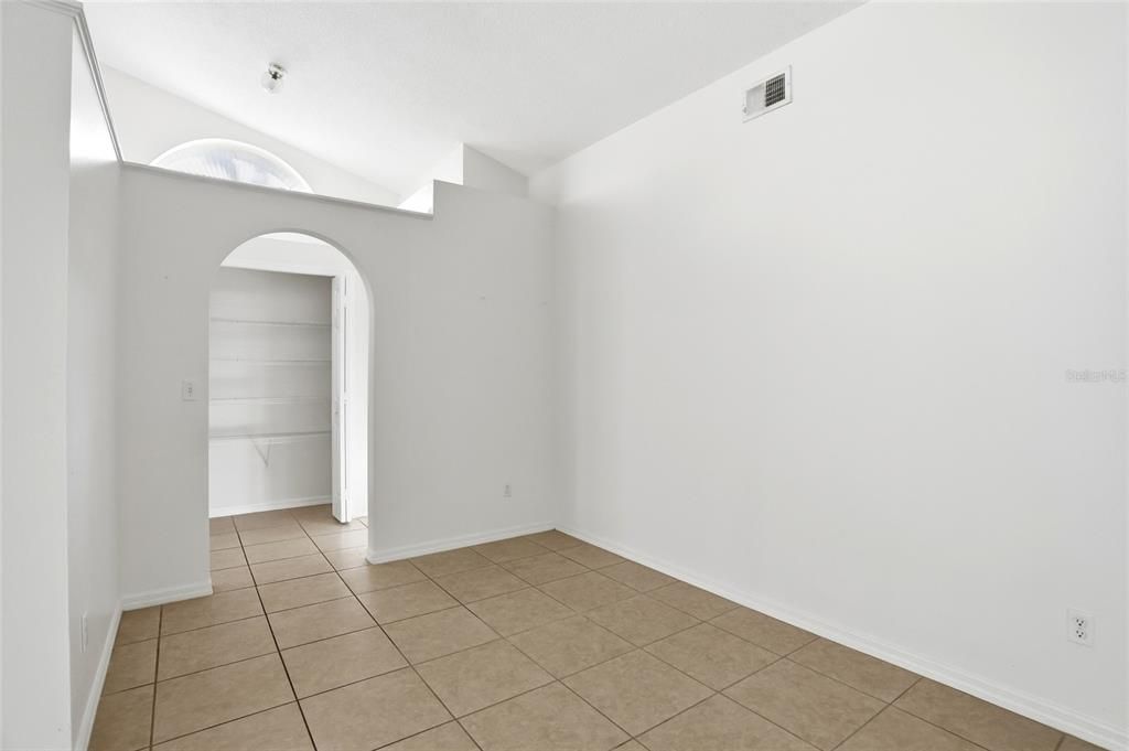 For Sale: $339,900 (3 beds, 2 baths, 1583 Square Feet)