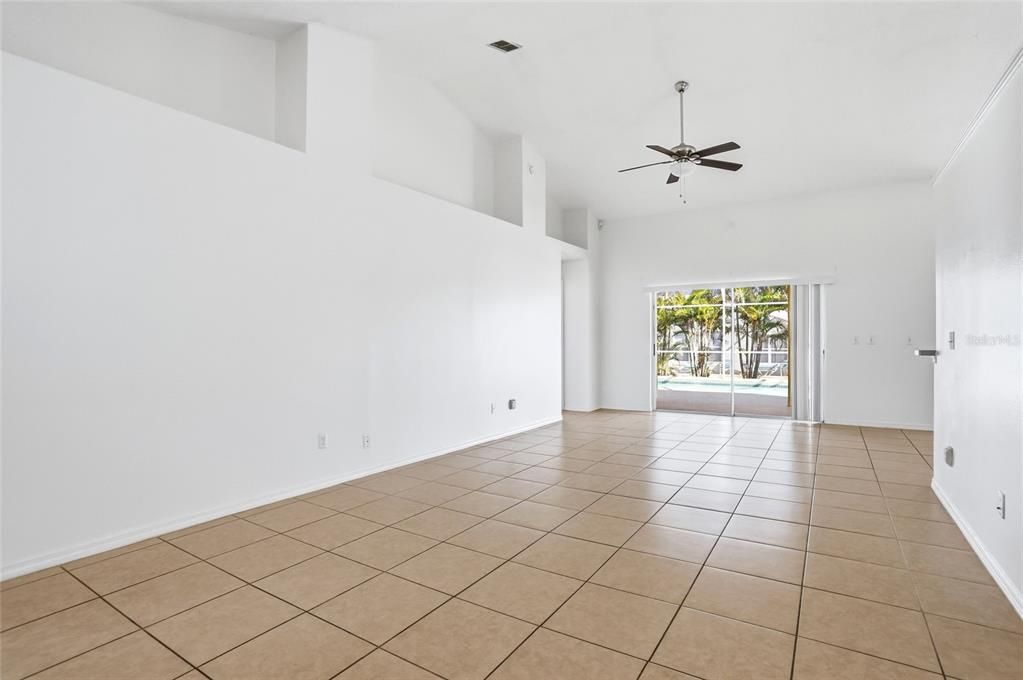 For Sale: $339,900 (3 beds, 2 baths, 1583 Square Feet)