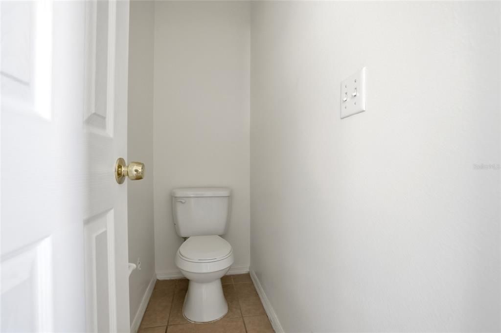 For Sale: $339,900 (3 beds, 2 baths, 1583 Square Feet)