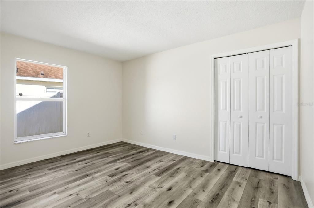 For Sale: $339,900 (3 beds, 2 baths, 1583 Square Feet)