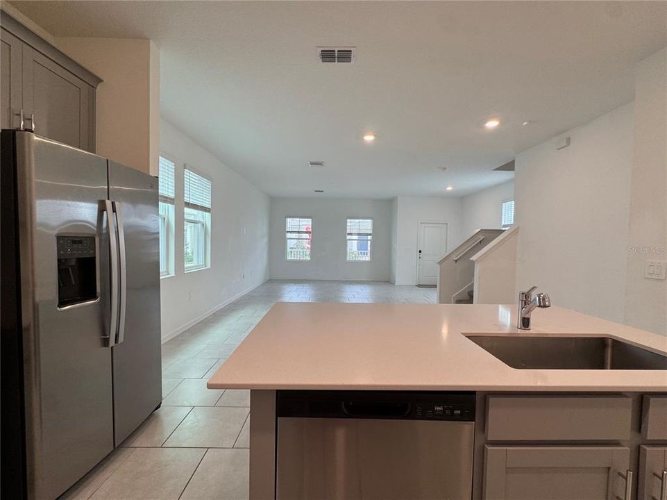 For Rent: $2,400 (4 beds, 3 baths, 2023 Square Feet)