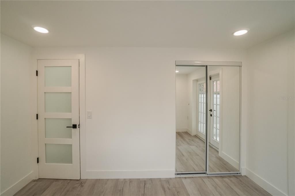 В аренду: $2,900 (3 спален, 2 ванн, 816 Квадратных фут)