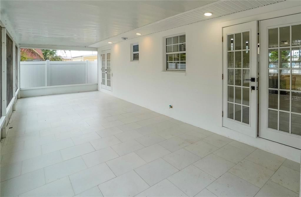 В аренду: $2,900 (3 спален, 2 ванн, 816 Квадратных фут)