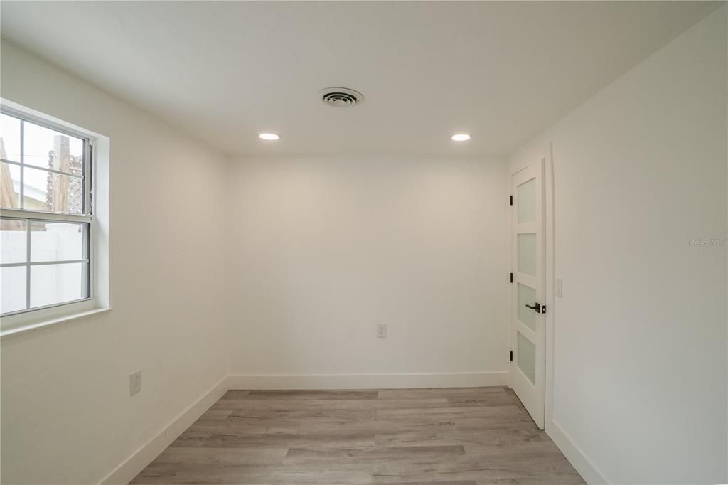 В аренду: $2,900 (3 спален, 2 ванн, 816 Квадратных фут)