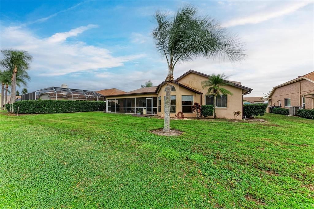 En Venta: $450,000 (3 camas, 2 baños, 2102 Pies cuadrados)