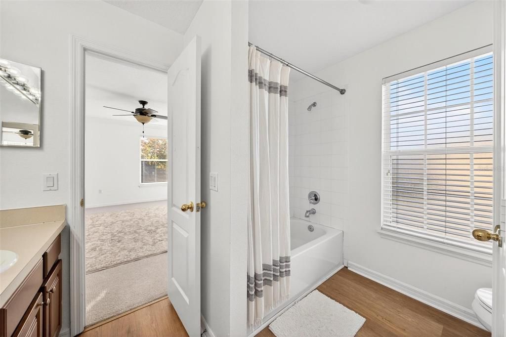 待售: $614,900 (4 贝兹, 3 浴室, 3515 平方英尺)