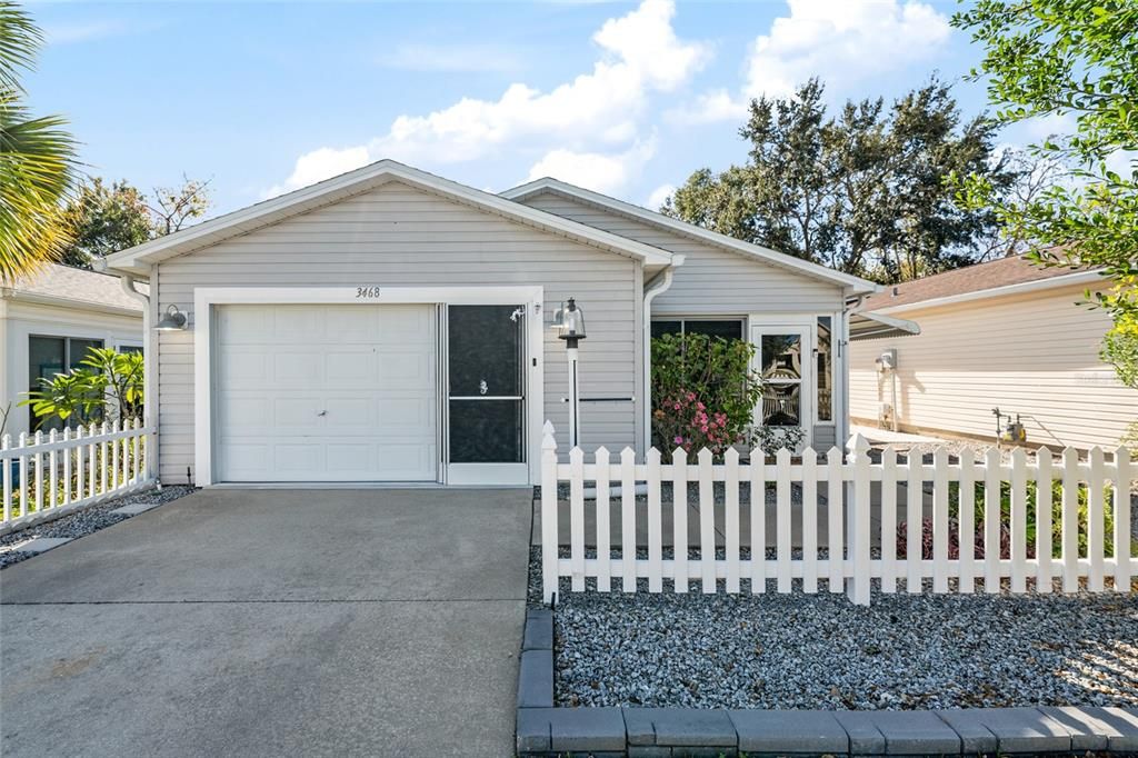 待售: $265,000 (2 贝兹, 2 浴室, 1182 平方英尺)