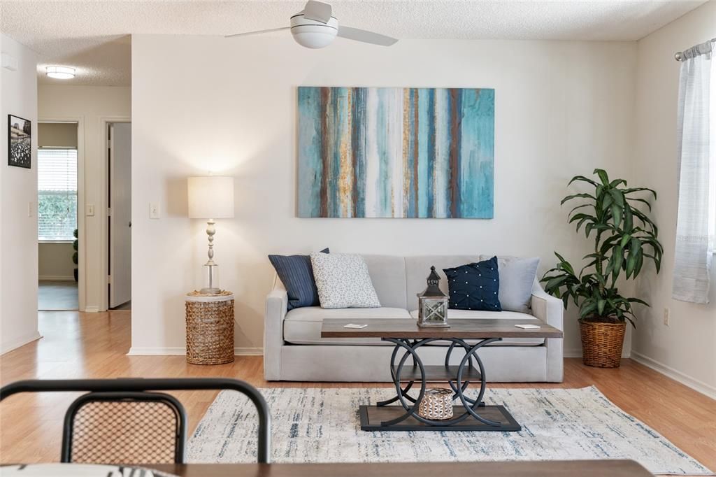 待售: $265,000 (2 贝兹, 2 浴室, 1182 平方英尺)