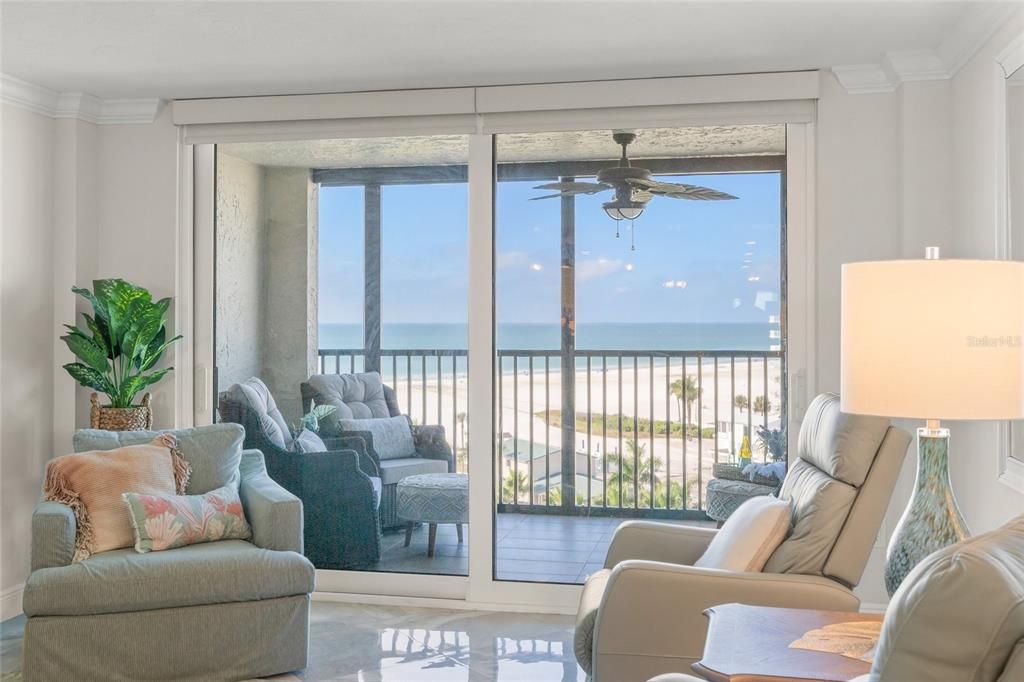 待售: $1,950,000 (3 贝兹, 2 浴室, 1713 平方英尺)