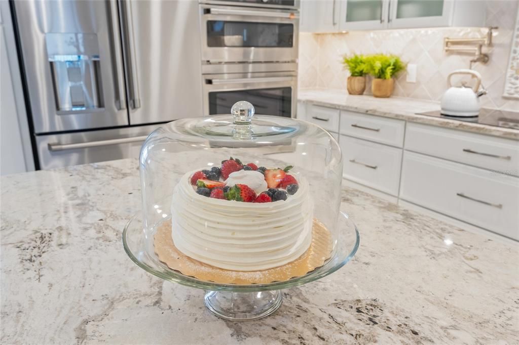 待售: $1,950,000 (3 贝兹, 2 浴室, 1713 平方英尺)