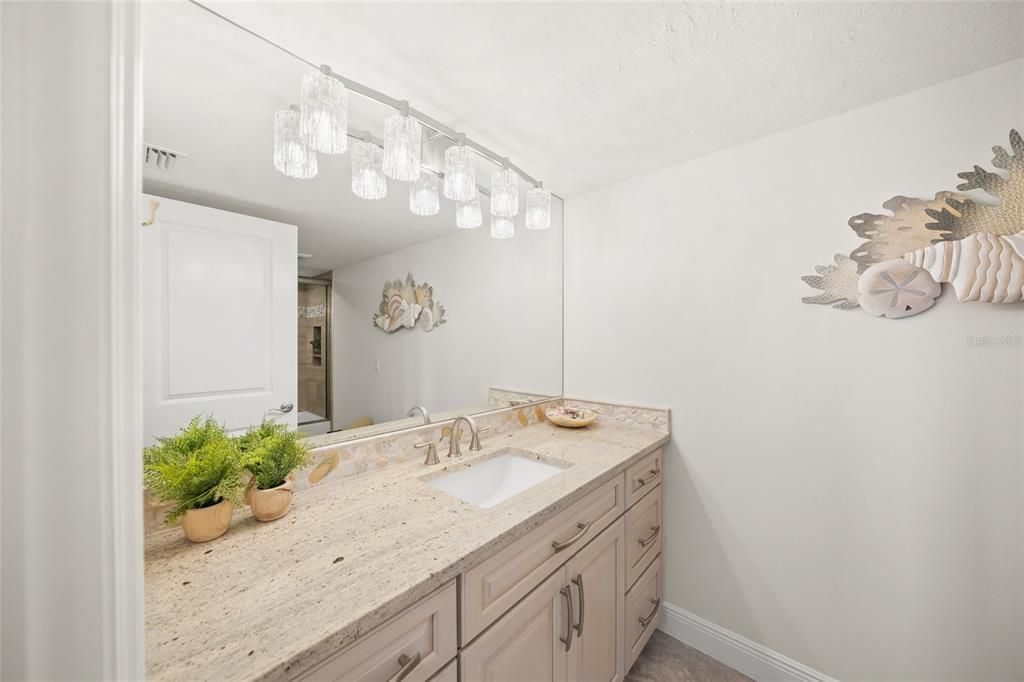 待售: $1,950,000 (3 贝兹, 2 浴室, 1713 平方英尺)