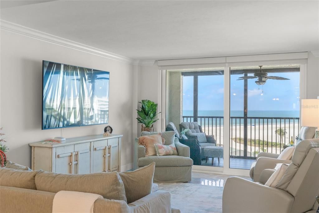 待售: $1,950,000 (3 贝兹, 2 浴室, 1713 平方英尺)